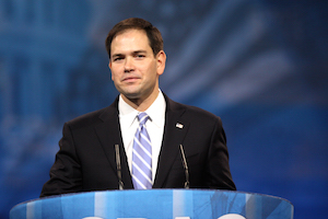 Immigration protesters heckle Rubio