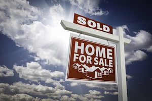 Record Numbers of American Homes Bought by Foreigners
